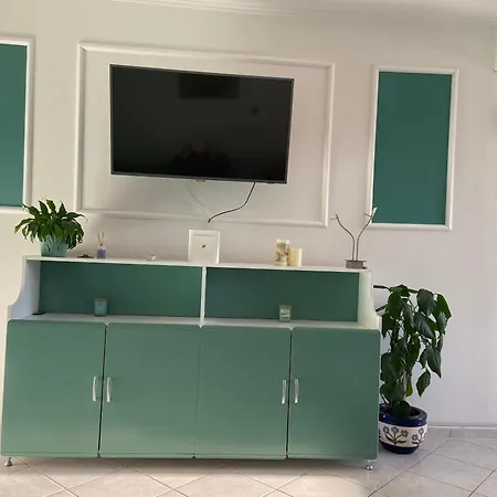 Mia Ana Lejlighed Tribalj